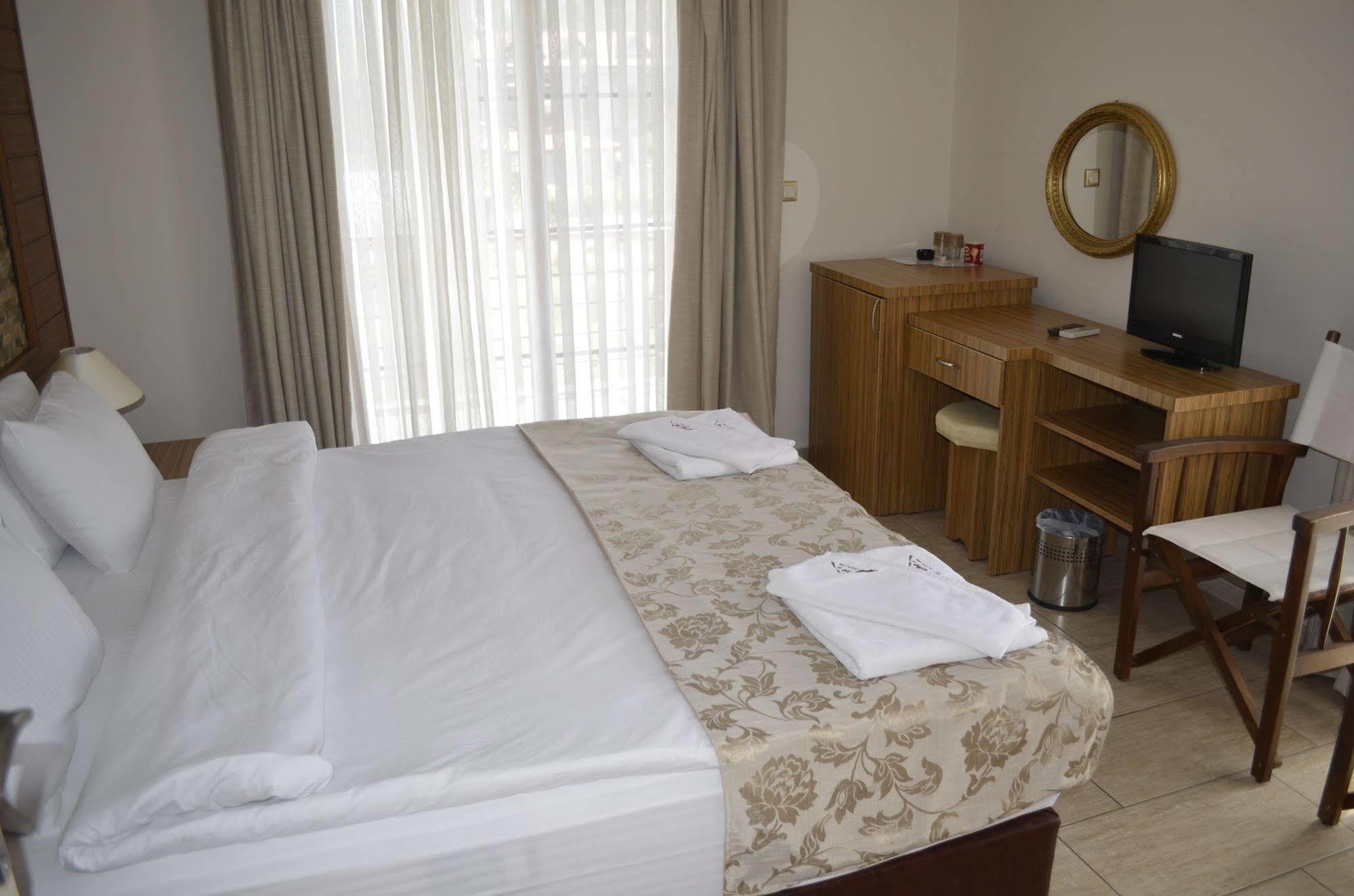 Mesken Inn Hotel Гёчек Экстерьер фото